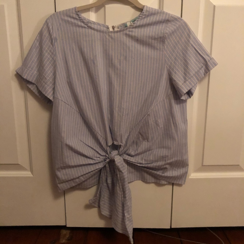 Striped Karlie Short Sleeve Blouse!